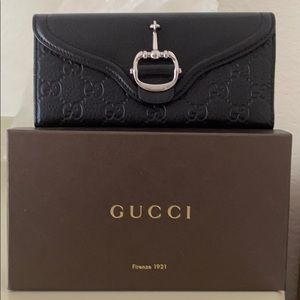 NWT GUCCI HORSE BIT STUNNING WALLET
